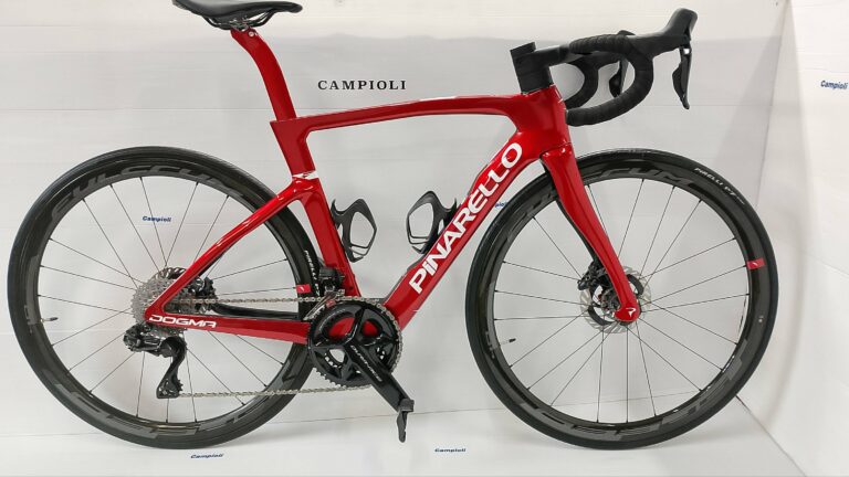 PINARELLO DOGMA F
Shimano Durace Di2