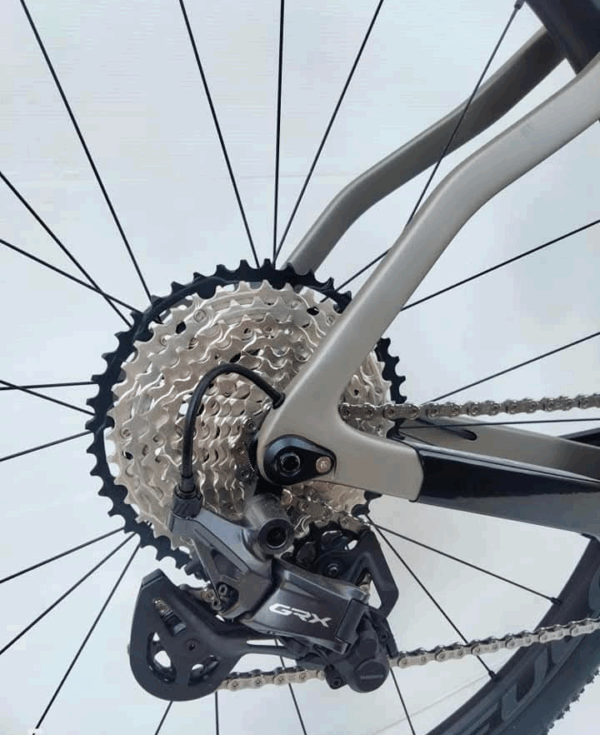 PINARELLO GREVIL F5 - immagine 13