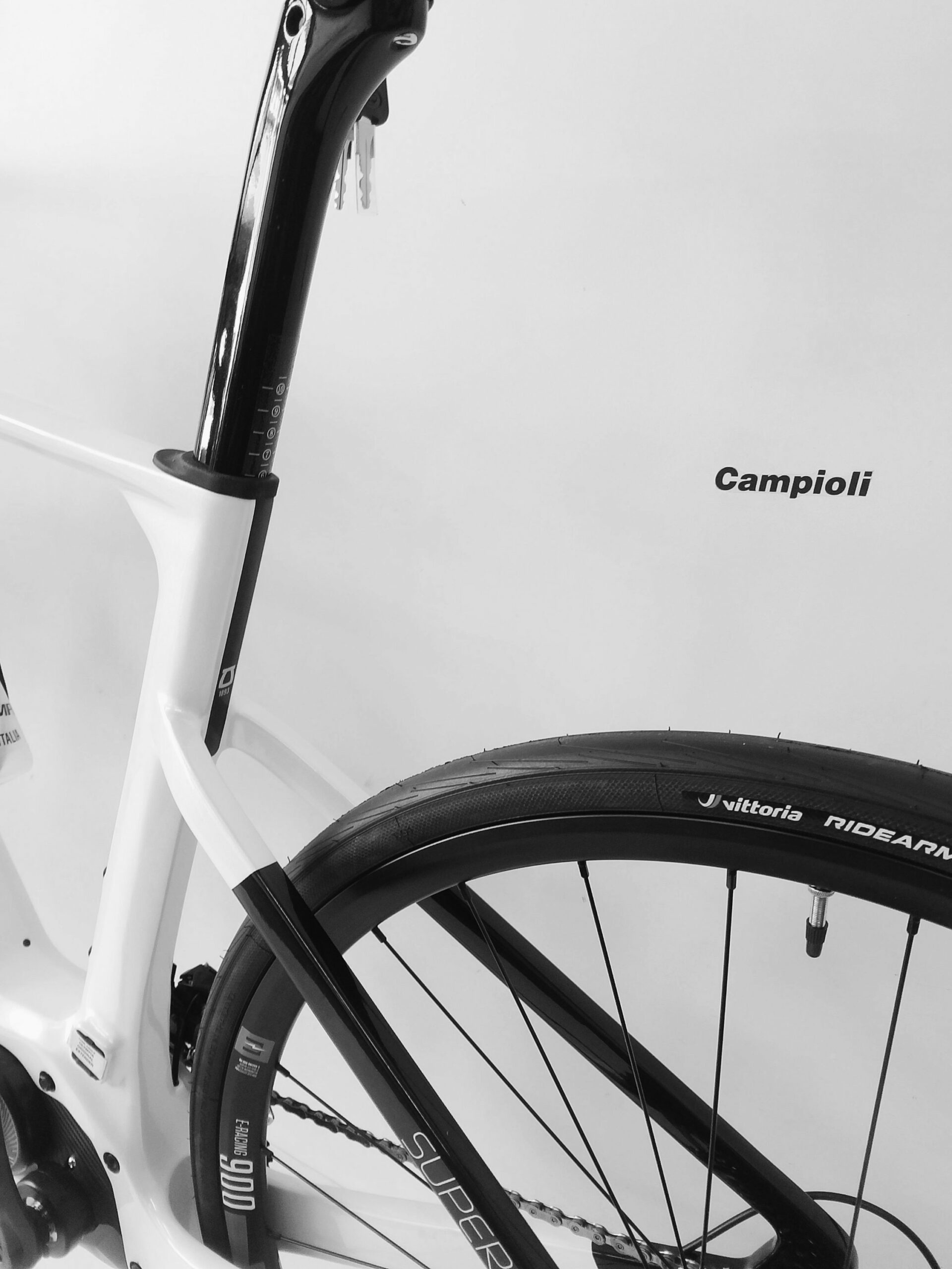 OLYMPIA SUPERFAST E -ROAD - immagine 7